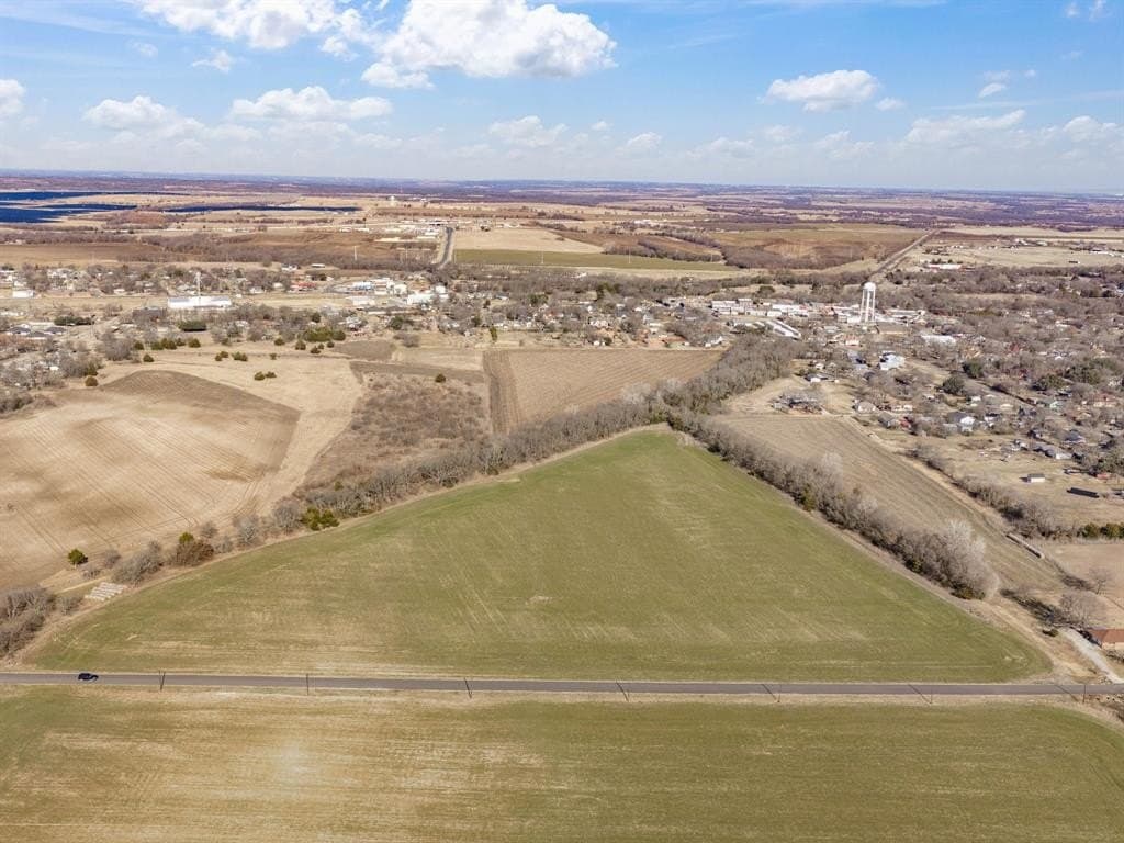 13.66 acres in Ellis County - photo 11
