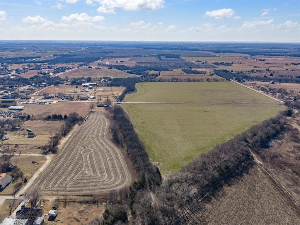13.66 acres in Ellis County - photo 12