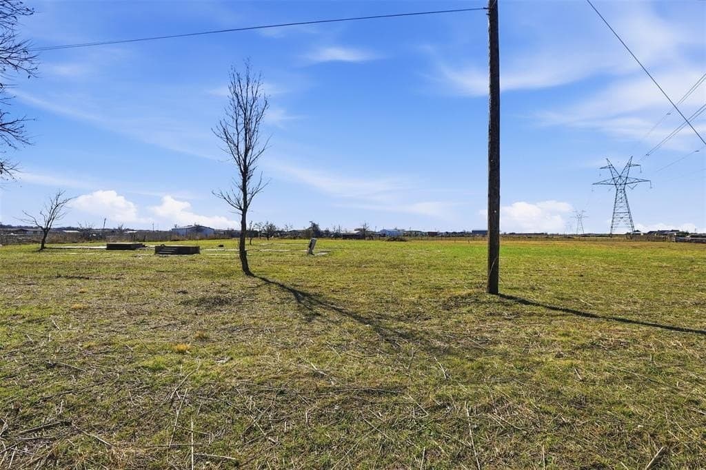 2.21 acres in Johnson County - photo 15