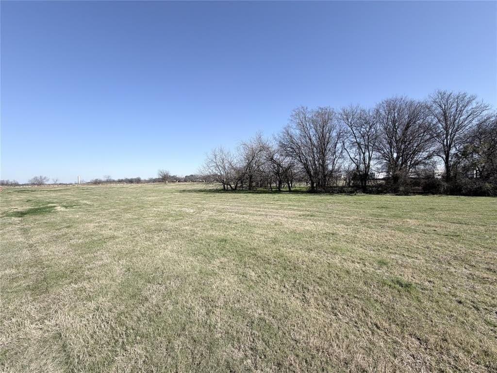 1 acres in Hill County - photo 3