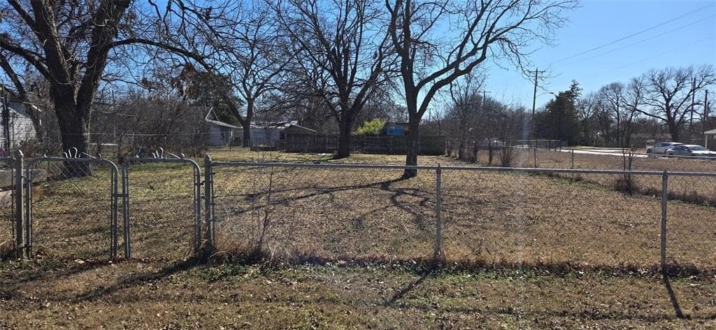 0.2 acres in Cooke County - photo 7