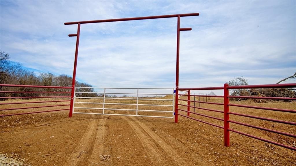 41.3 acres in Montague County - photo 10