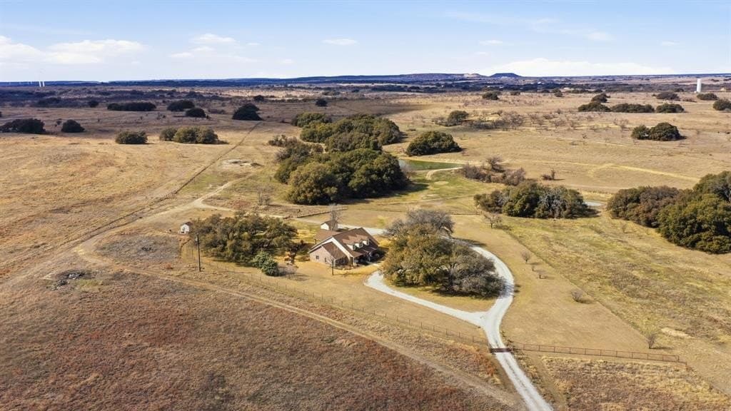 56.85 acres in Comanche County - photo 2