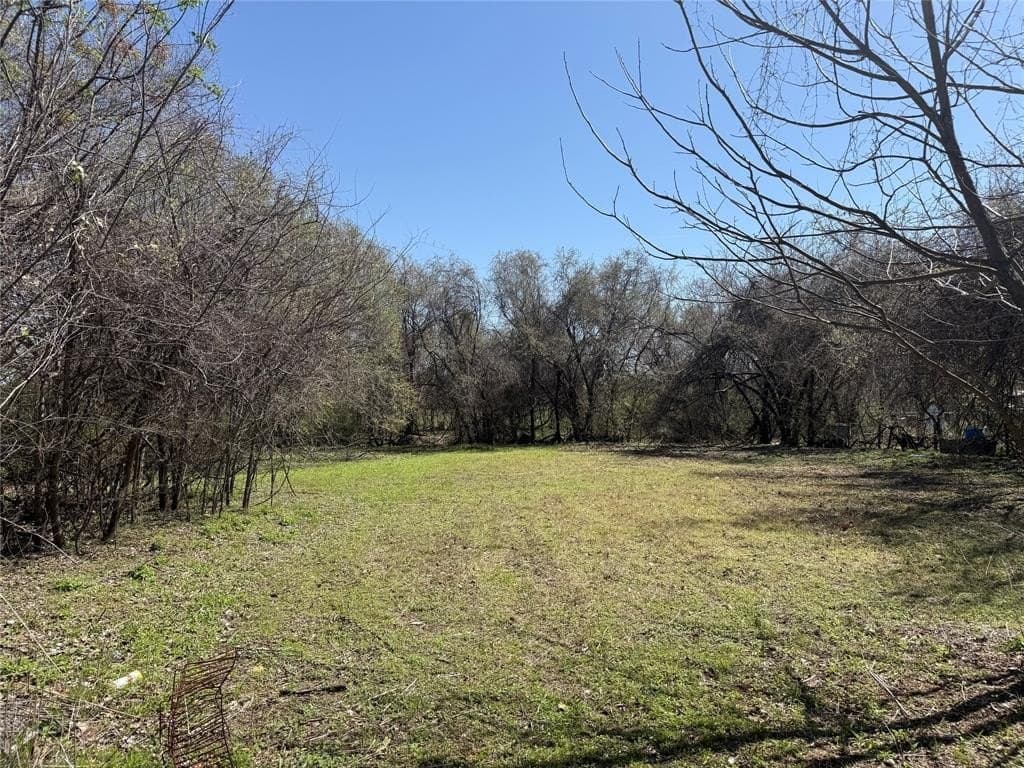 3.15 acres in Tarrant County - photo 2