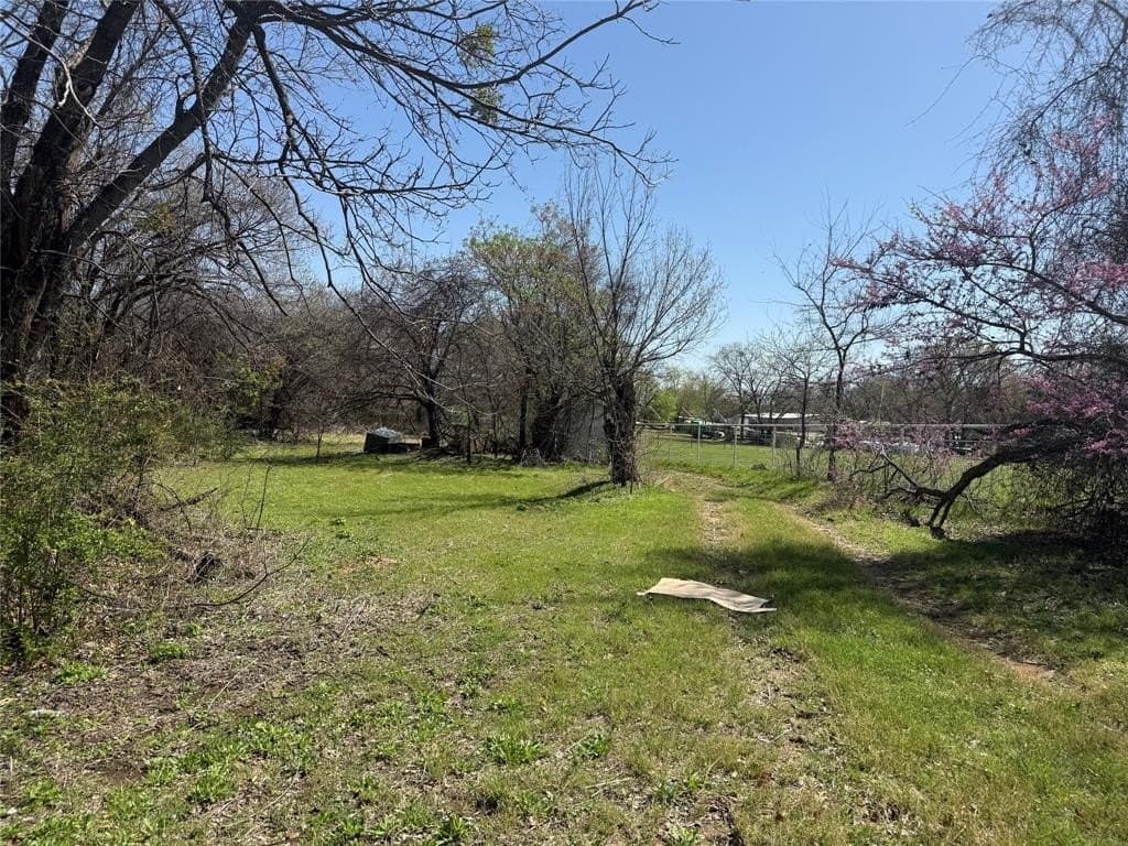 3.15 acres in Tarrant County - photo 5