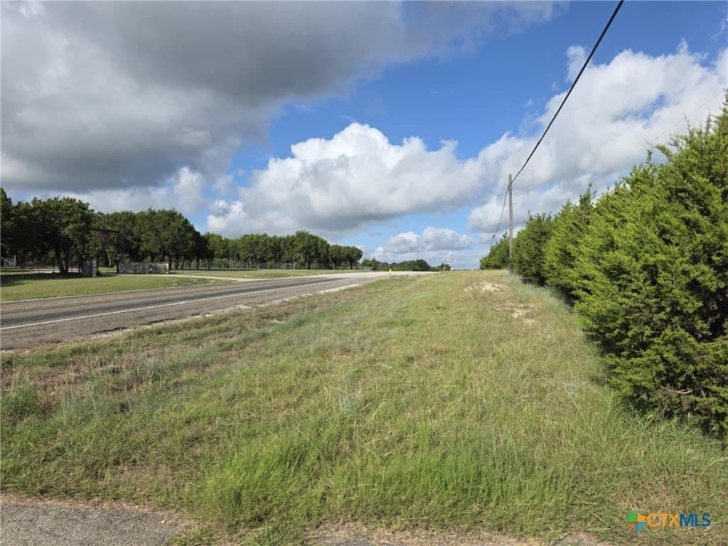 10 acres in Bell County - photo 6