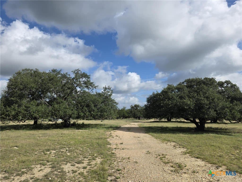 10 acres in Bell County - photo 13