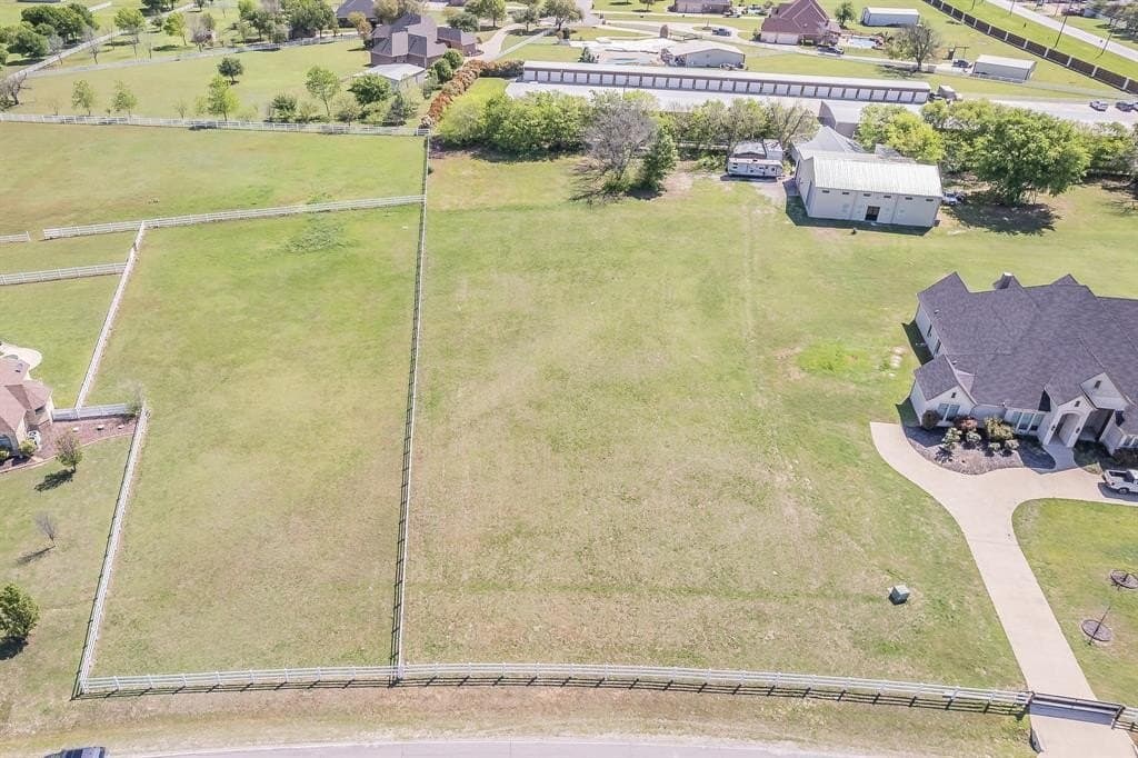 1.5 acres in Tarrant County - photo 2