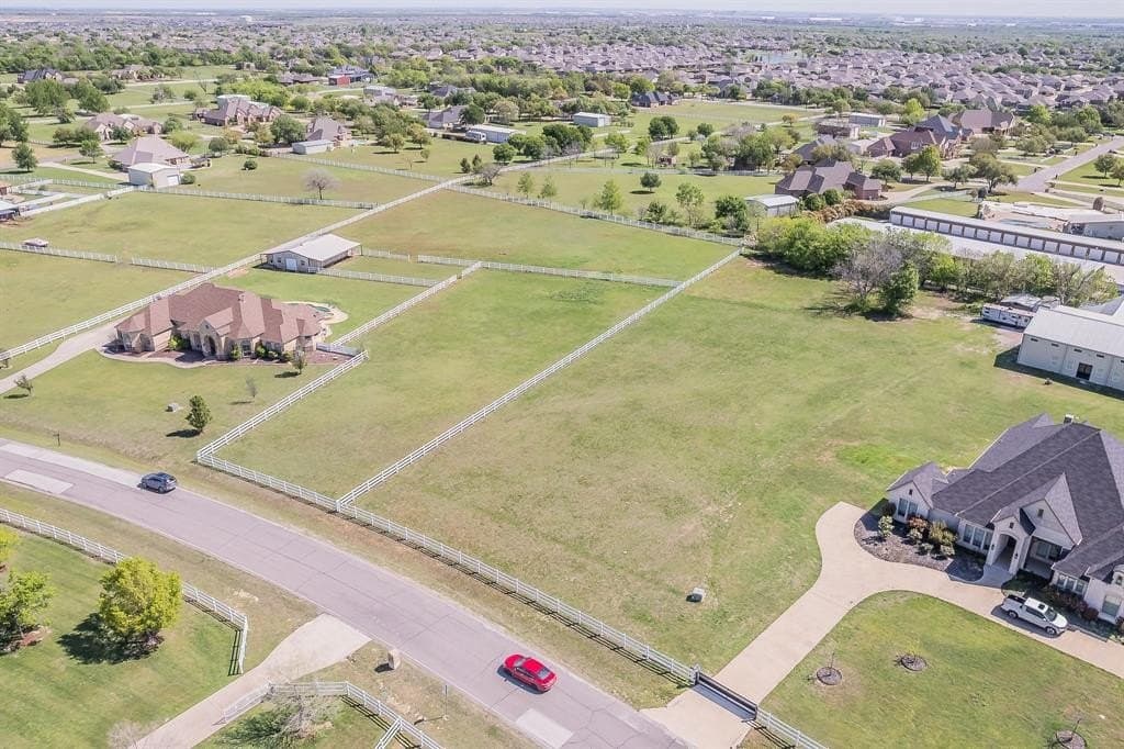 1.5 acres in Tarrant County - photo 3