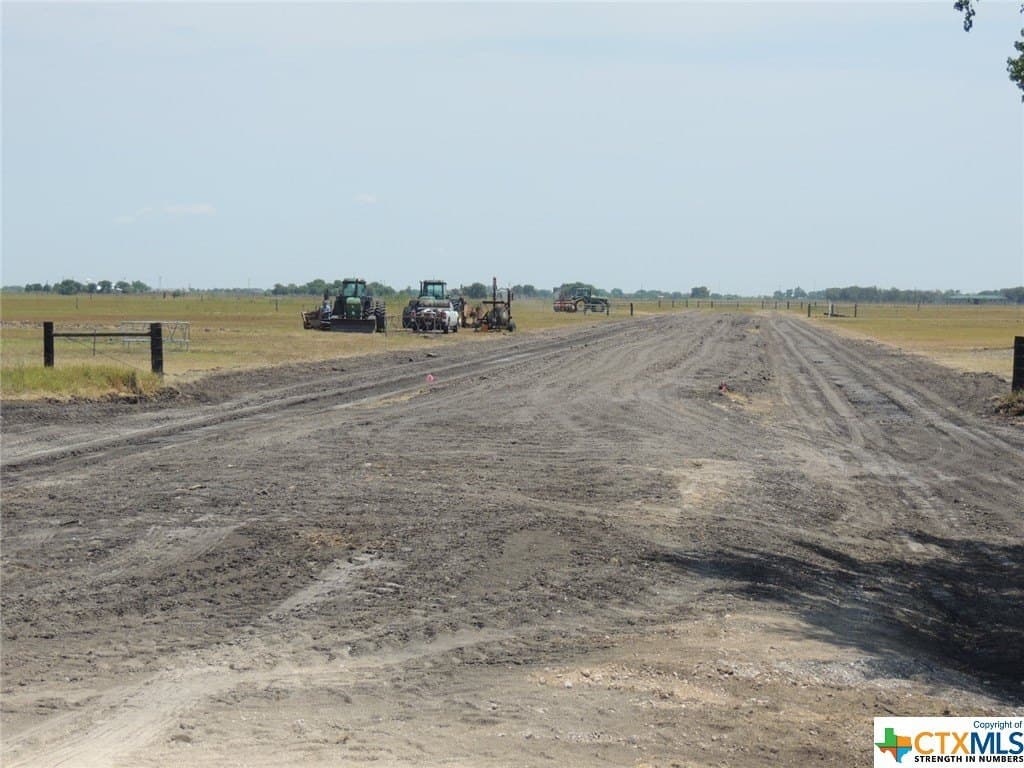 5 acres in Calhoun County - photo 3