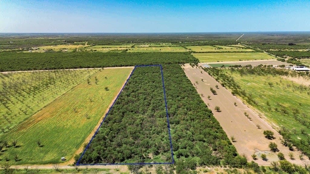 15.53 acres in Maverick County - photo 4