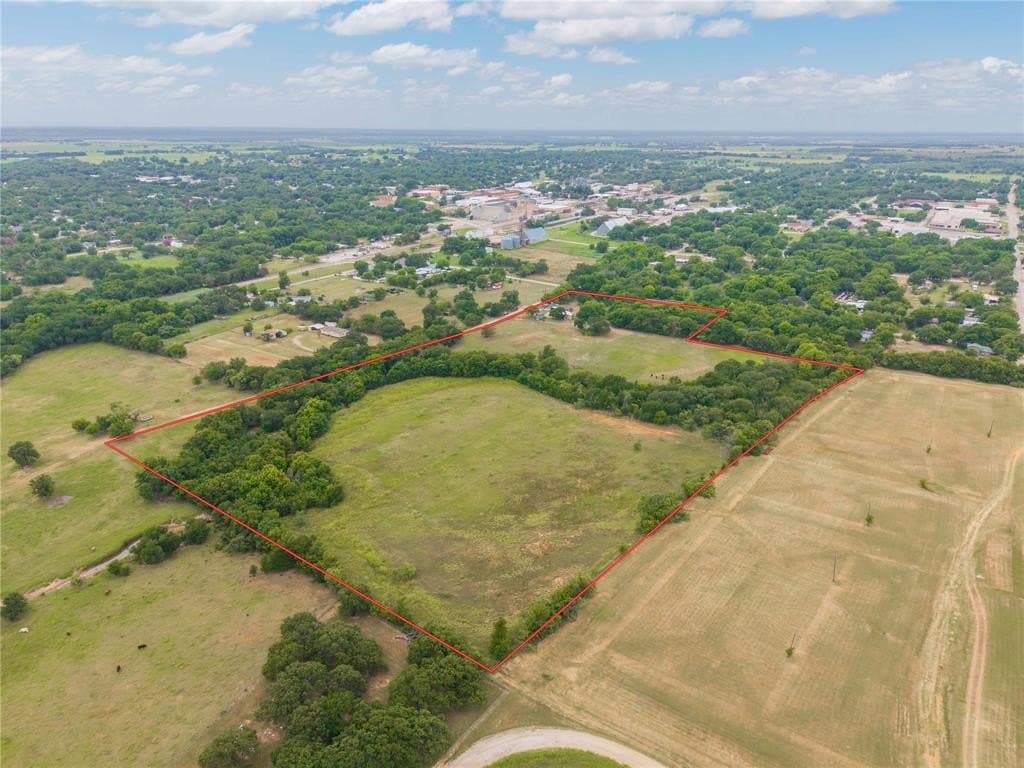 16 acres in Comanche County - photo 4