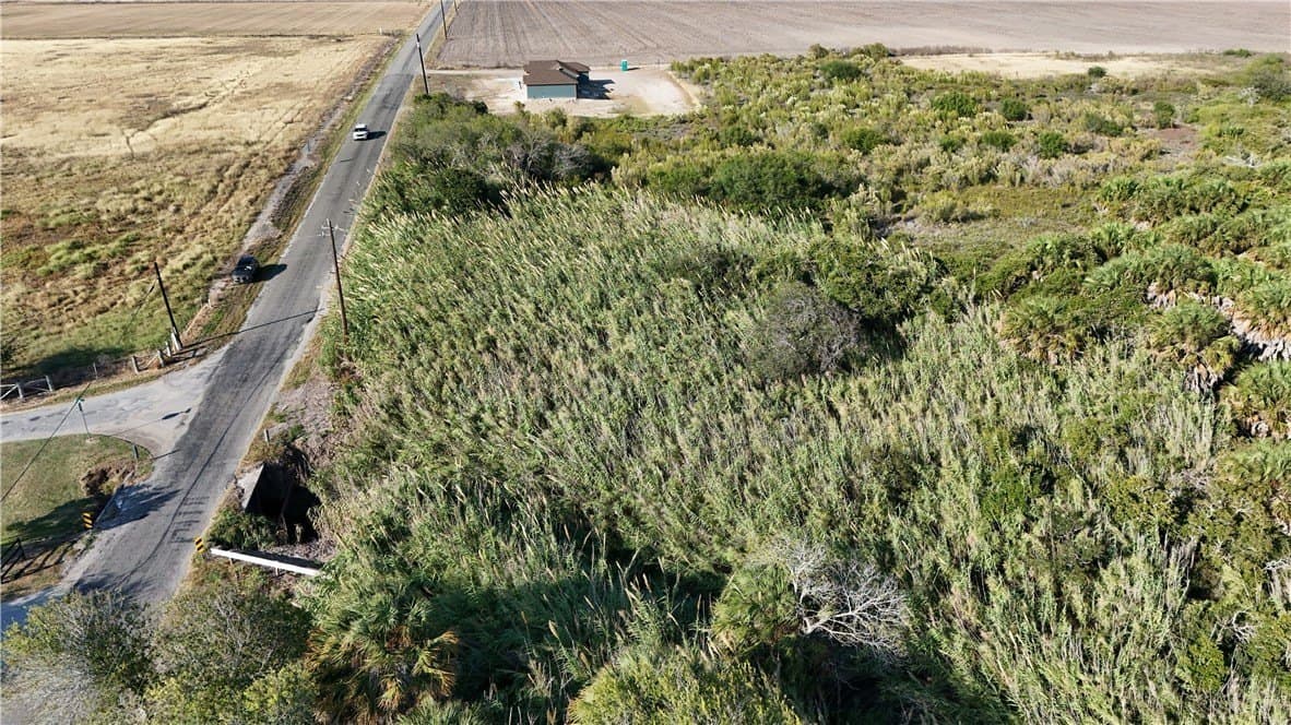 0.79 acres in San Patricio County - photo 3