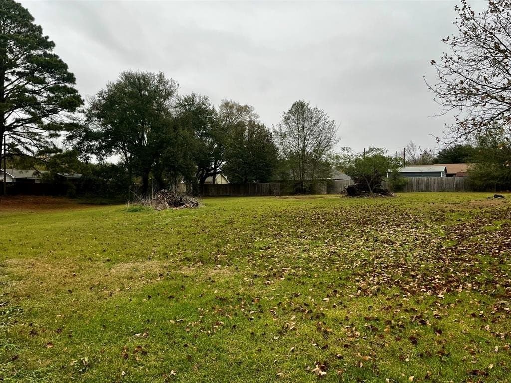0.69 acres in Van Zandt County - photo 3