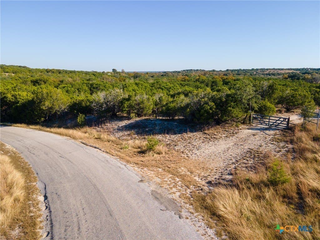 16.38 acres in Lampasas County - photo 4