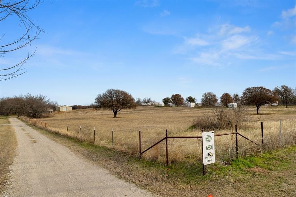 3.56 acres in Wise County - photo 8
