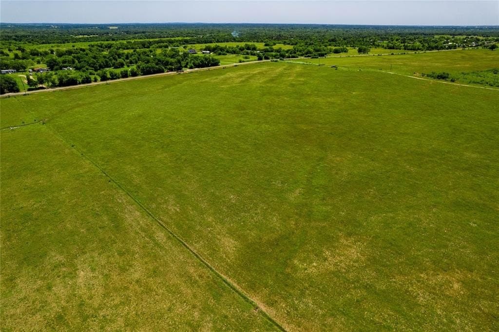 10 acres in Kaufman County - photo 11