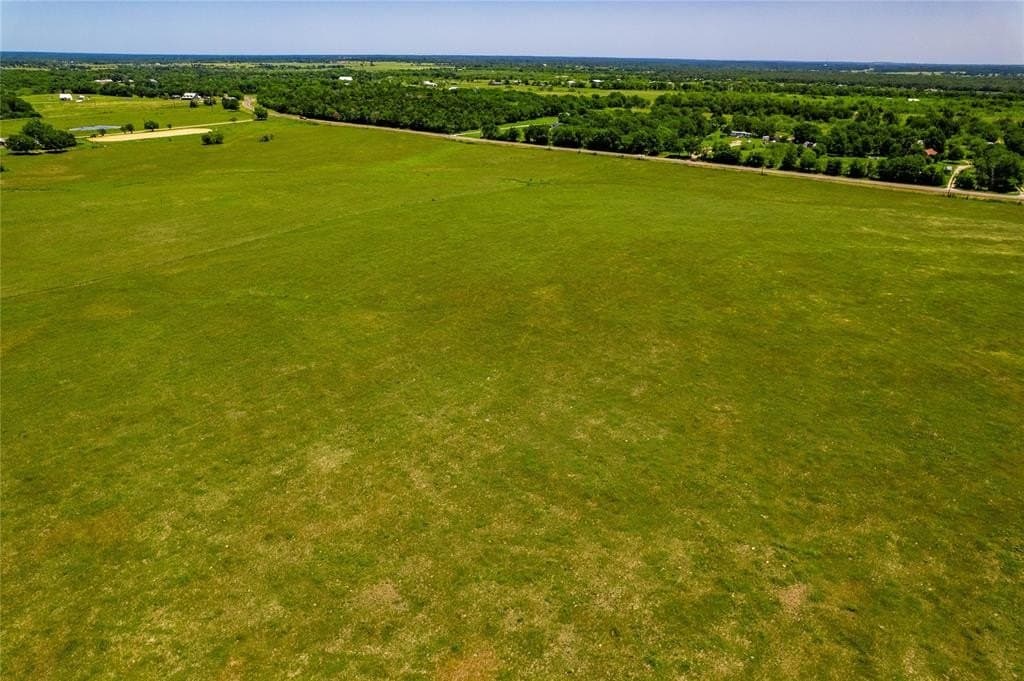 10 acres in Kaufman County - photo 10