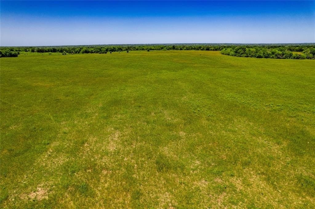 10 acres in Kaufman County - photo 8