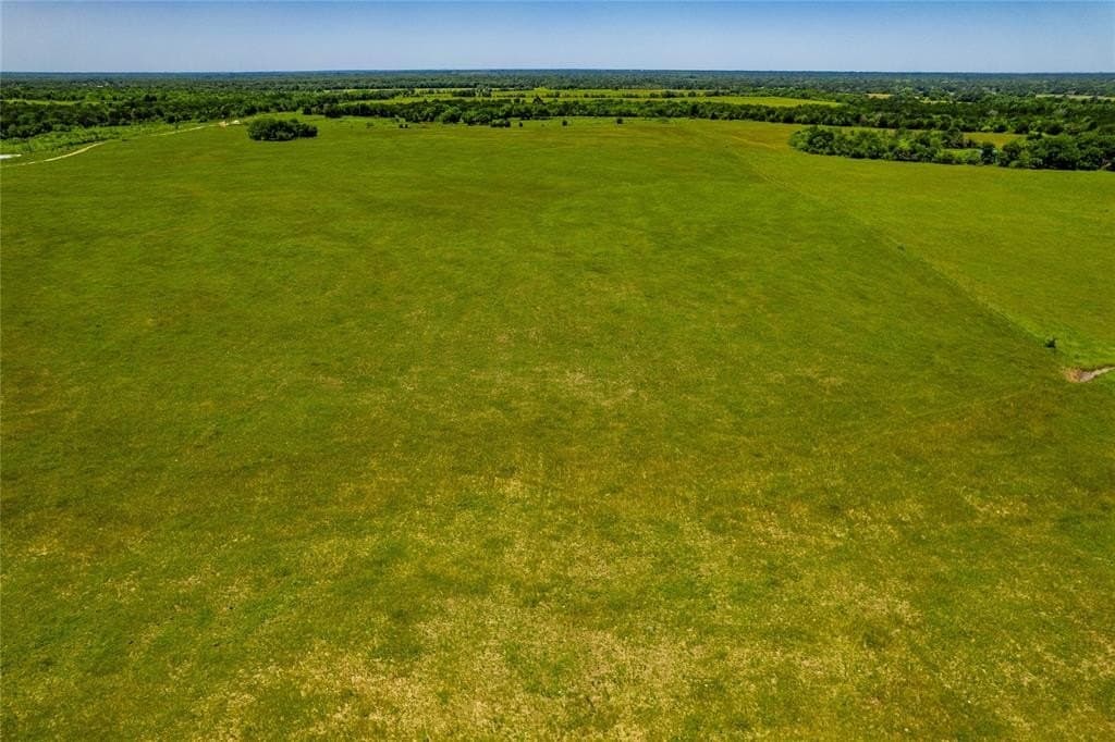 10 acres in Kaufman County - photo 5