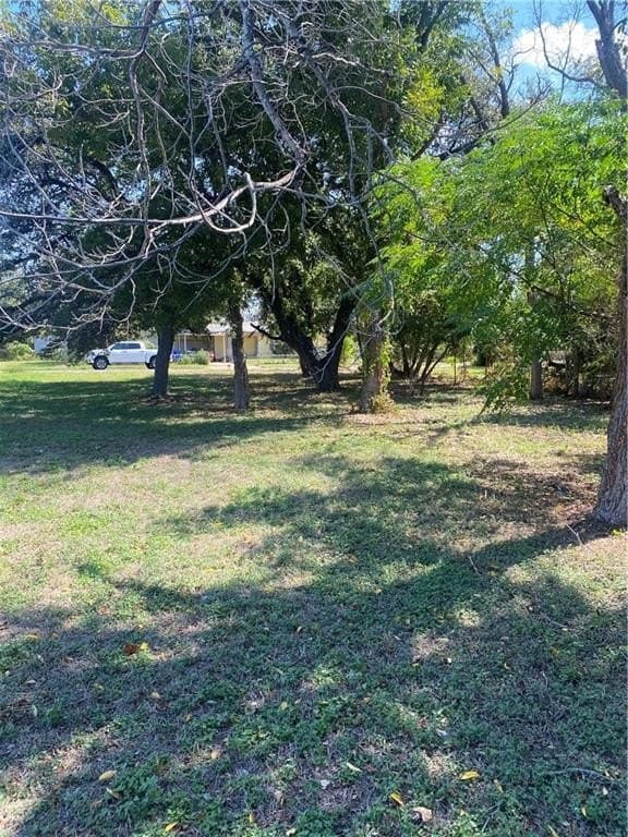 0.16 acres in McLennan County - photo 9