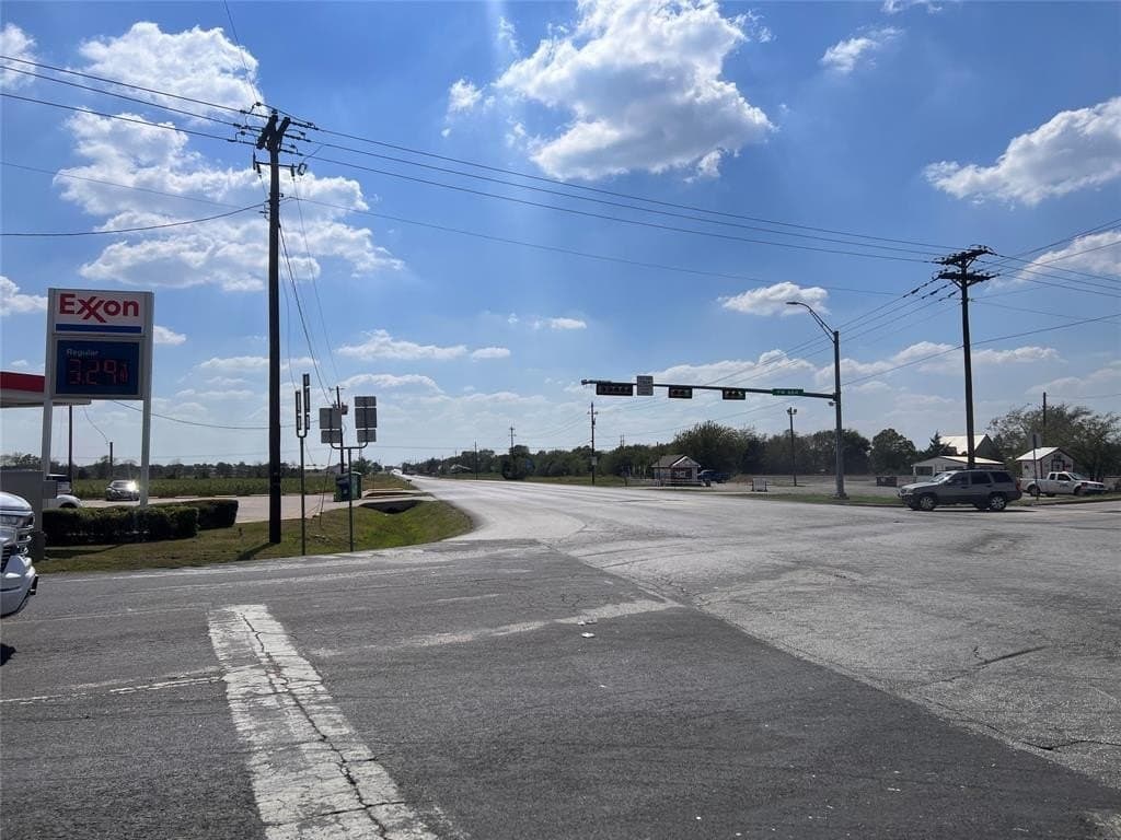 0.69 acres in Dallas County - photo 21