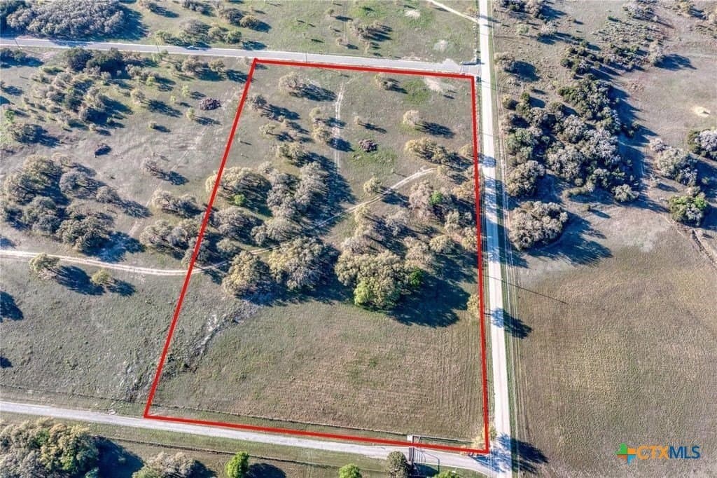 10.01 acres in Burnet County - photo 2