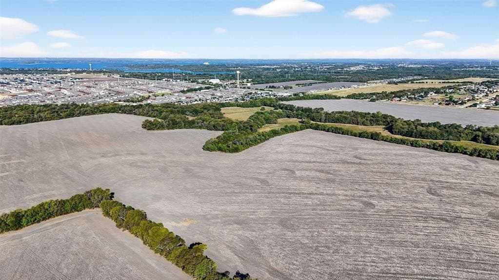 130.44 acres in Collin County - photo 9