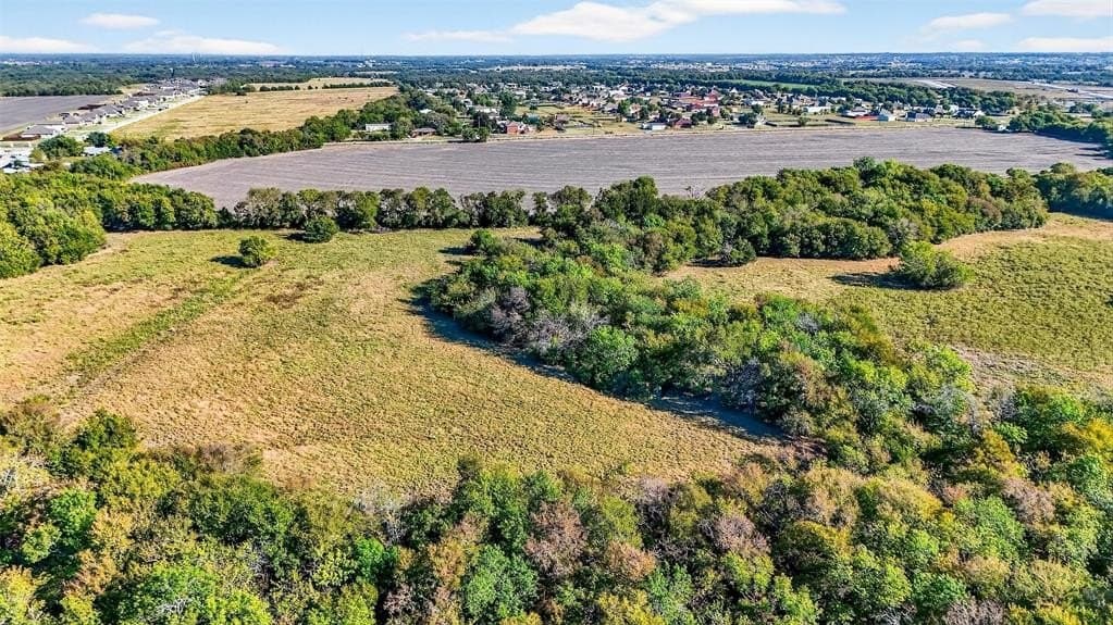 130.44 acres in Collin County - photo 22