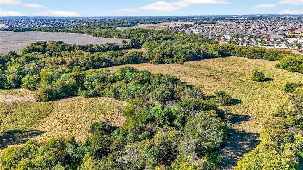 130.44 acres in Collin County - photo 28
