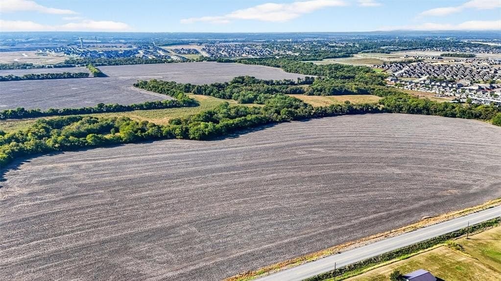 130.44 acres in Collin County - photo 18