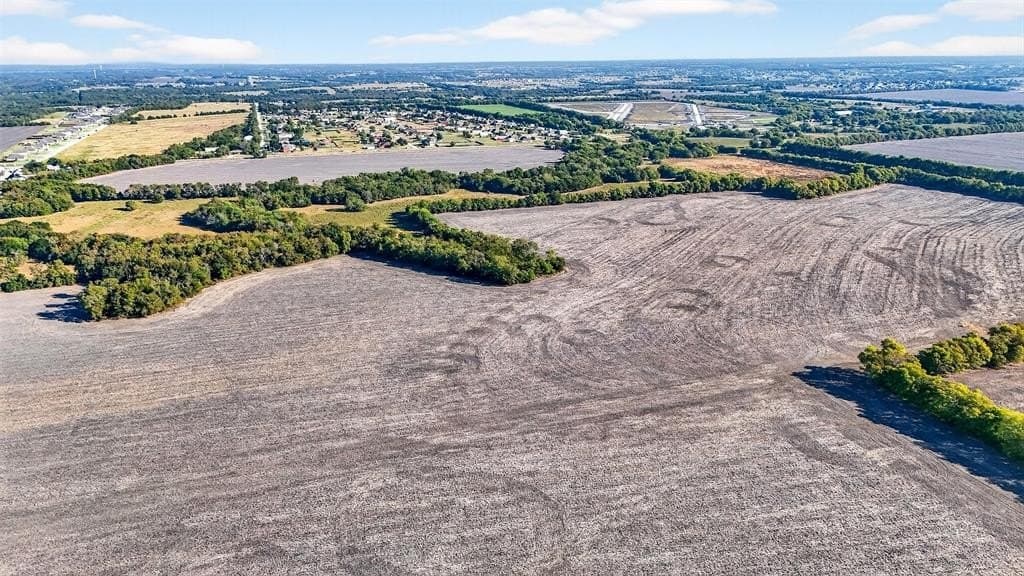 130.44 acres in Collin County - photo 7