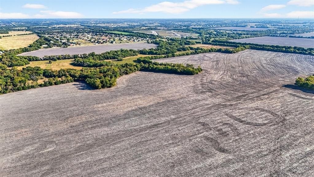 130.44 acres in Collin County - photo 6