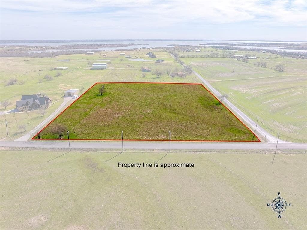 5.12 acres in Denton County - photo 2