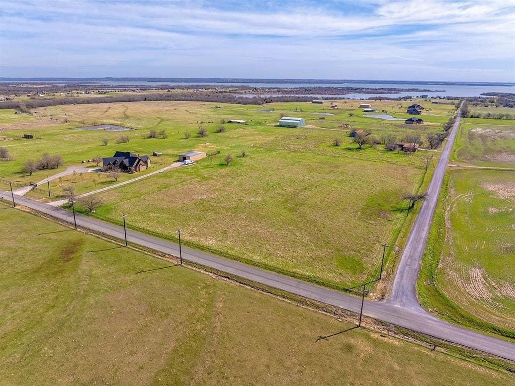 5.12 acres in Denton County - photo 5