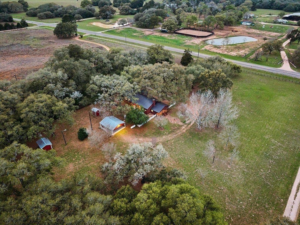 2.88 acres in Colorado County - photo 24