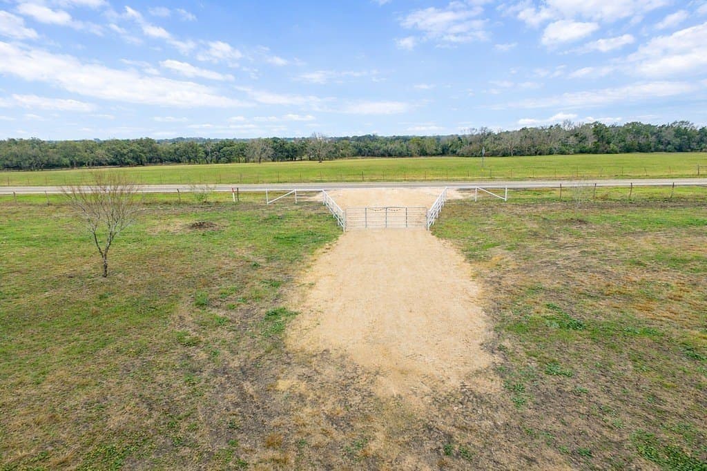 32.14 acres in Colorado County - photo 14