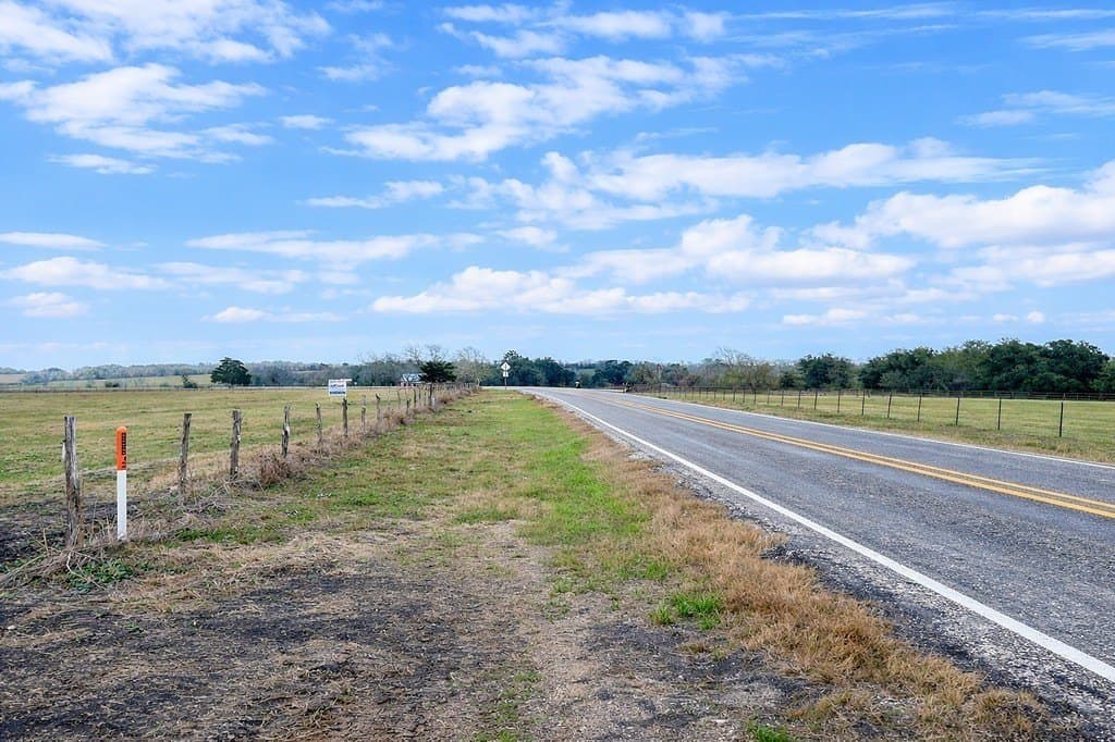32.14 acres in Colorado County - photo 8