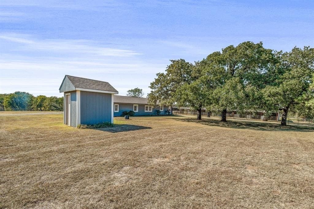 10 acres in Erath County - photo 18