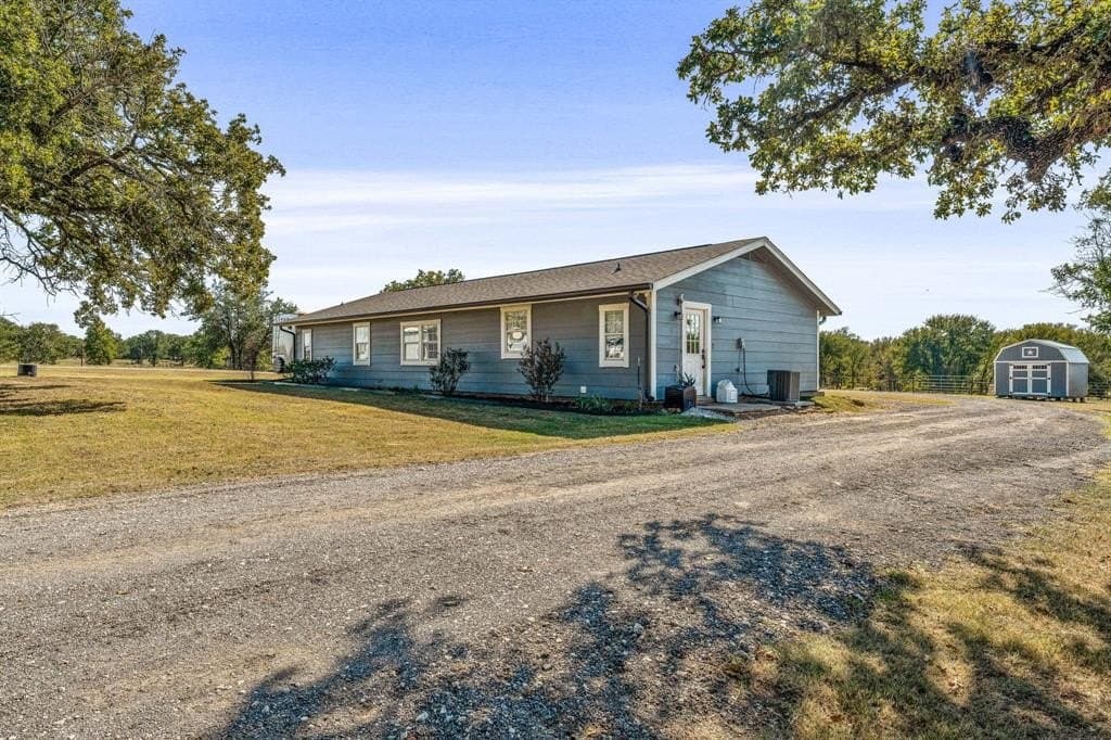 10 acres in Erath County - photo 16