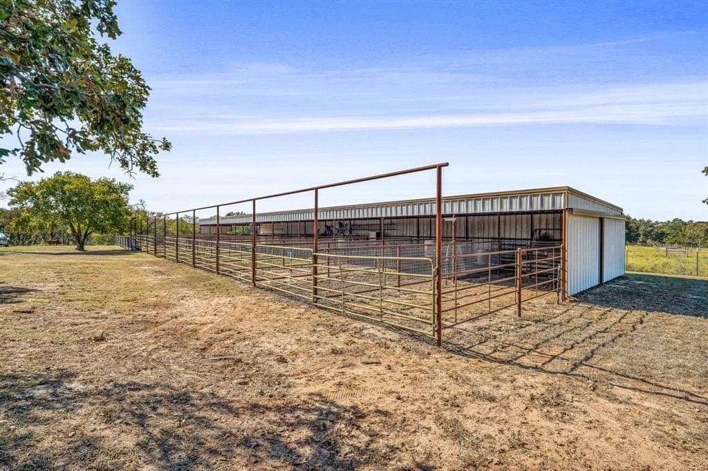 10 acres in Erath County - photo 19