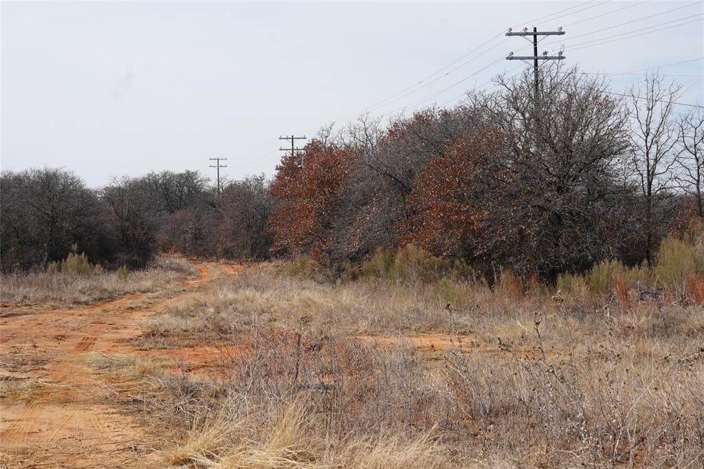 10.37 acres in Eastland County - photo 11