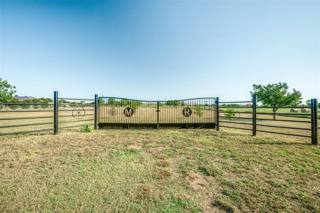 5 acres in Denton County - photo 7