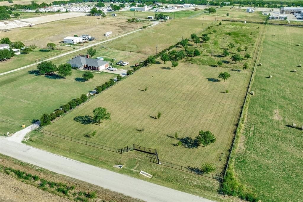 5 acres in Denton County - photo 3