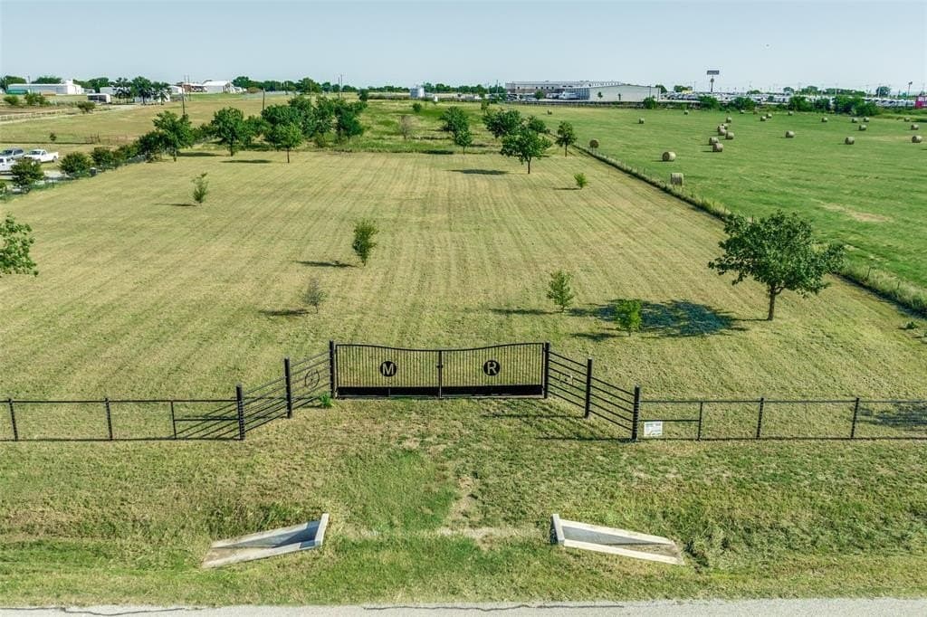 5 acres in Denton County - photo 2