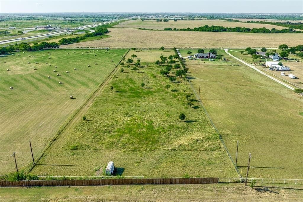 5 acres in Denton County - photo 4