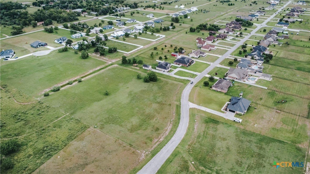 1.22 acres in Victoria County - photo 5