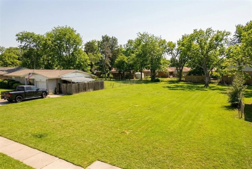 0.25 acres in Dallas County - photo 3
