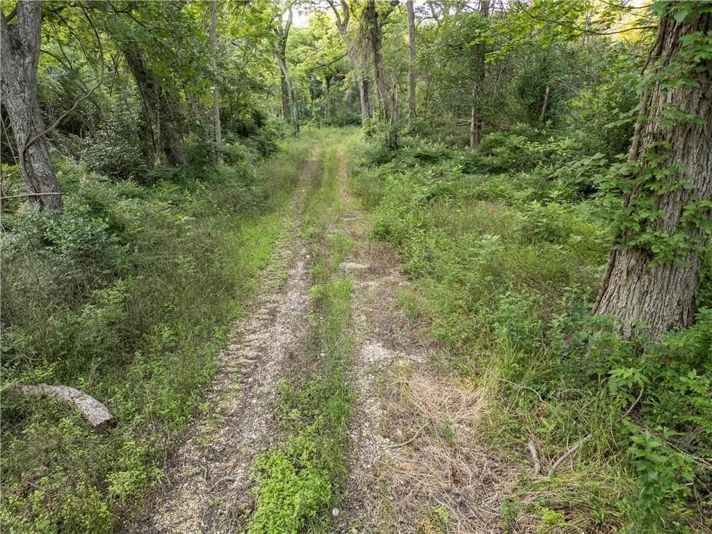 0.47 acres in McLennan County - photo 2