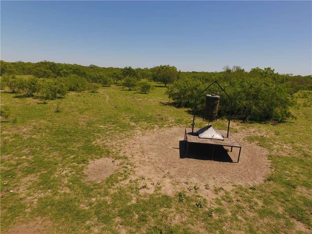 158.31 acres in Kleberg County - photo 5